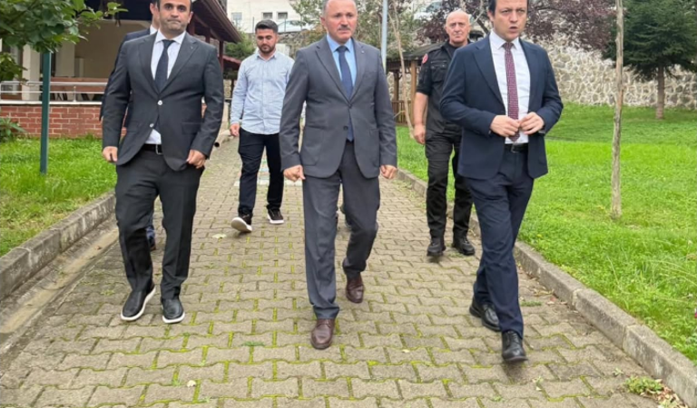 Vali Yardımcımız Sayın Engin Tok, Fatih Çocuk Evleri Sitesini Ziyaret Etti.