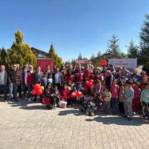 📌 İyilik Var Temasıyla Mevsimlik Tarım İşçilerimizin Çocuklarına Yönelik Şenlik Programı - fotoğraf 8