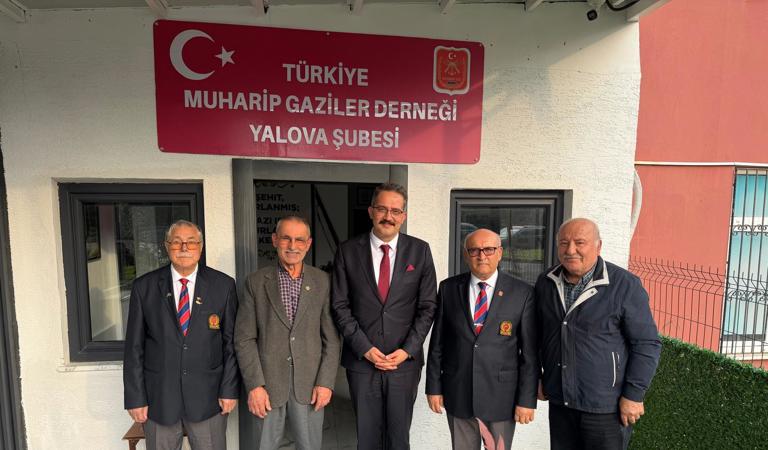 İl Müdürümüz Seçkin BİLİCİ’den Türkiye Muharip Gaziler Derneği Yalova Şubesine Ziyaret