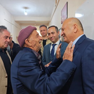 Tekkiraz Ek Ünitesinde 1 Ekim Dünya Yaşlılar Günü’ne Özel Anlamlı Ziyaret - fotoğraf 1