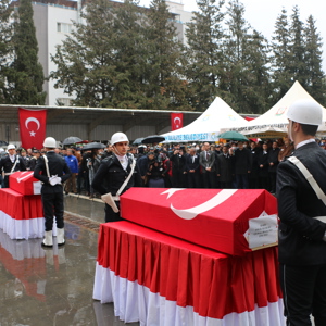 Şehitlerimizi Memleketlerine Uğurladık - fotoğraf 6