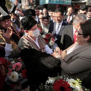Bakanımız Sayın Derya Yanık Kadirli’nin Düşman İşgalinden Kurtuluşunun 102. Yıldönümü Törenleri’ne Katıldı - fotoğraf 2