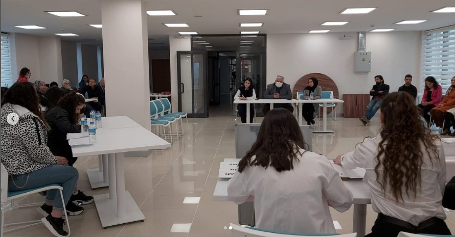 Çocuklarımız Münazara Yarışması Yeteneklerini Sergiledi