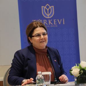 Bakanımız Derya Yanık, New York’ta Türk Vatandaşları İle Bir Araya Geldi - fotoğraf 1