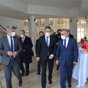 Şehit Aileleri ve Gazilere Devlet Övünç ve Milli Mücadele Madalyası Takdim Edildi - fotoğraf 6