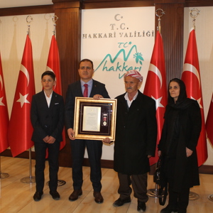 Hakkâri’de Devlet Övünç Madalyası ve Beratı Tevcih Töreni - fotoğraf 1