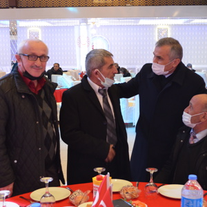 Şehit Aileleri ve Gazilerimiz Onuruna Yemek Programı Düzenlendi  - fotoğraf 4
