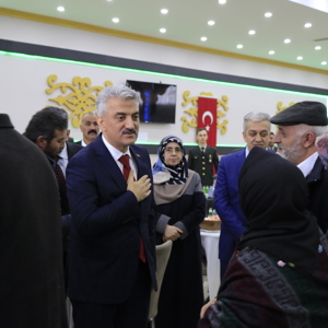 18 Mart Şehitleri Anma Günü ve Çanakkale Zaferi’nin 107. Yıldönümü münasebetiyle Erzincan Valiliği ve İl Müdürlüğümüz tarafından, Şehit aileleri ve Gazilere yönelik yemek programı düzenlendi.  - fotoğraf 19