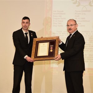 Devlet Övünç Madalyası ve Berat Tevcih Töreni Düzenlendi - fotoğraf 9