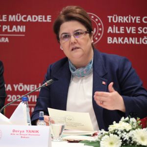 Aile ve Sosyal Hizmetler Bakanımız Derya Yanık Başkanlığında “Kadına Yönelik Şiddetle Mücadele 2022 Faaliyet Planı” Tanıtım Toplantısı Gerçekleştirildi - fotoğraf 2
