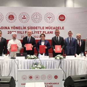 Aile ve Sosyal Hizmetler Bakanımız Derya Yanık Başkanlığında “Kadına Yönelik Şiddetle Mücadele 2022 Faaliyet Planı” Tanıtım Toplantısı Gerçekleştirildi - fotoğraf 4