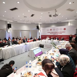 Aile ve Sosyal Hizmetler Bakanımız Derya Yanık Başkanlığında “Kadına Yönelik Şiddetle Mücadele 2022 Faaliyet Planı” Tanıtım Toplantısı Gerçekleştirildi - fotoğraf 3