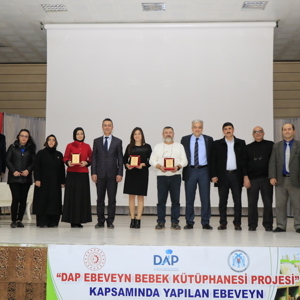 Anne Baba Çocuk Adlı Panel Düzenlendi. - fotoğraf 10