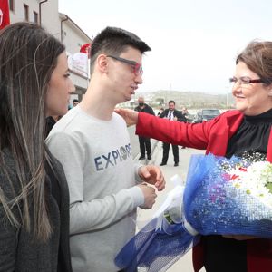 Bakanımız Derya Yanık, Sakarya'da Eğitsel Aktivite Merkezi'nin Açılışını Yaptı - fotoğraf 1