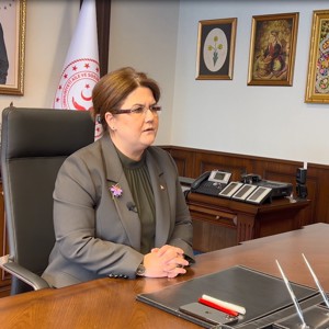 Bakanımız Derya Yanık BM Yaşlanma Açık-Uçlu Çalışma Grubunun 12'nci Oturumuna Video Mesajla Katıldı - fotoğraf 3
