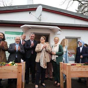 Bakanımız Derya Yanık Berlin'de Türk Toplumu Temsilcileriyle Bir Araya Geldi - fotoğraf 2