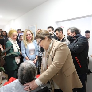 Bakanımız Derya Yanık Berlin'de Türk Toplumu Temsilcileriyle Bir Araya Geldi - fotoğraf 3