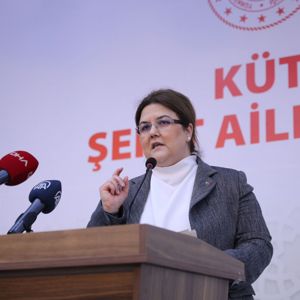 Bakanımız Derya YANIK Kütahya’da Şehit Aileleriyle Buluştu - fotoğraf 2
