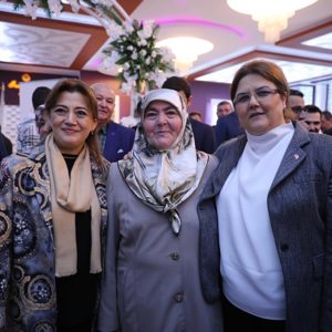 Bakanımız Derya YANIK Kütahya’da Şehit Aileleriyle Buluştu - fotoğraf 6