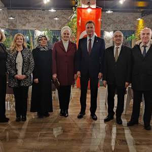 Kırklareli Valisi Sayın Osman BİLGİN ve Hanımefendi Himayelerinde Düzenlenen İftar Programında Şehit Ailelerimiz, Gazilerimiz ve Gazi Yakınlarımız Misafir Edildi. - fotoğraf 3