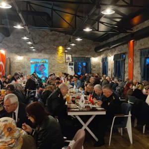 Kırklareli Valisi Sayın Osman BİLGİN ve Hanımefendi Himayelerinde Düzenlenen İftar Programında Şehit Ailelerimiz, Gazilerimiz ve Gazi Yakınlarımız Misafir Edildi. - fotoğraf 4