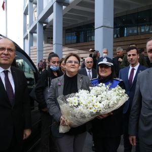Aile ve Sosyal Hizmetler Bakanımız Derya Yanık Zonguldak'ta Temaslarda Bulundu - fotoğraf 2