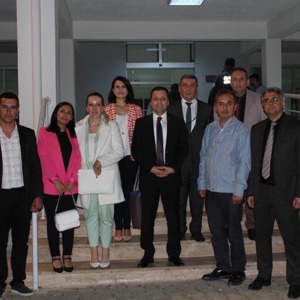 BİZ BÜYÜK BİR AİLEYİZ - fotoğraf 4