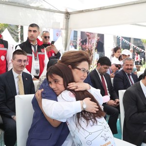 Bakanımız Derya Yanık Adana’da Tekno Çocuk Festivaline Katıldı - fotoğraf 1
