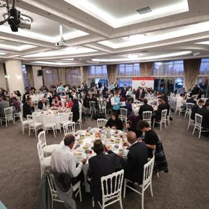 Bakanımız Derya Yanık, Şehit Yakınları ve Gazilerle İftarda Bir Araya Geldi - fotoğraf 5