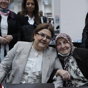 Bakanımız Derya Yanık Giresun'da Ziyaretlerde Bulundu - fotoğraf 1
