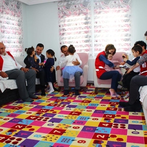ÇOCUKLARIMIZA BAYRAM ÖNCESİ, BAYRAMI YAŞATTIK - fotoğraf 3