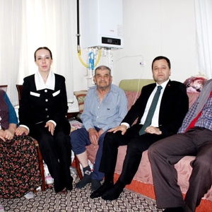 İl Müdürümüz Osman TOPRAKÇI Menteşe ilçemizde ikamet eden şehit ailelerimizi ziyaret etti. - fotoğraf 3