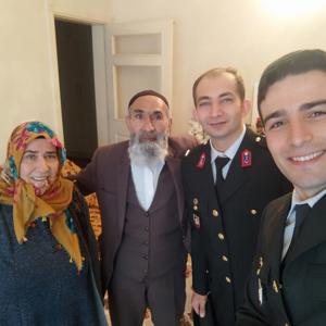 ŞEHİT YAKINLARINA VE GAZİLERE BAYRAM ZİYARETİ - fotoğraf 4