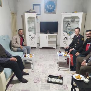 ŞEHİT YAKINLARINA VE GAZİLERE BAYRAM ZİYARETİ - fotoğraf 10