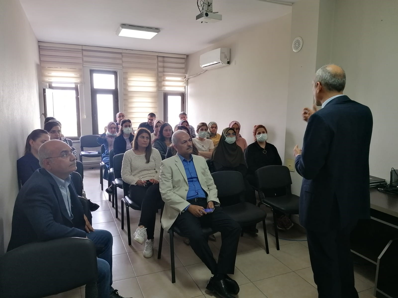 İskenderun Sosyal Hizmet Merkezi personeline "Adli Destek Mağdur Hizmetleri Biriminin Tanıtımı" konusunda hizmetiçi eğitim verildi. 