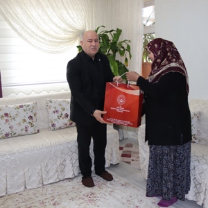 ŞEHİT ANNESİNE ANNELER GÜNÜ ZİYARETİ - fotoğraf 1