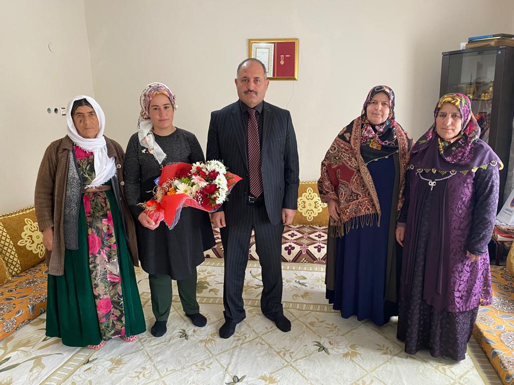 Müdür Kaya’dan Anneler Günü'nü Ziyareti