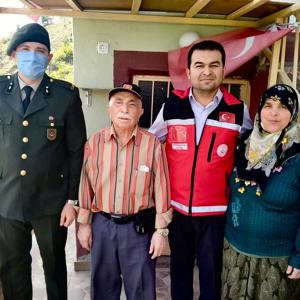 Ramazan Bayramı Münasebetiyle Şehit ve Gazi Ailelerimiz Ziyaret Edildi - fotoğraf 8