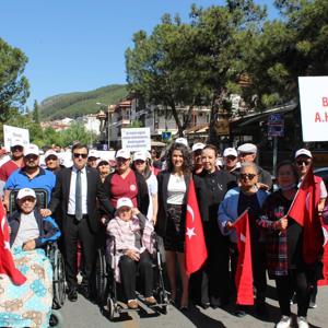 SEVGİ İLE HEP BİRLİKTE ENGELSİZ YARINLARA - fotoğraf 1