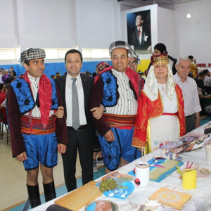 SEVGİ VARSA ENGEL YOKTUR - fotoğraf 4