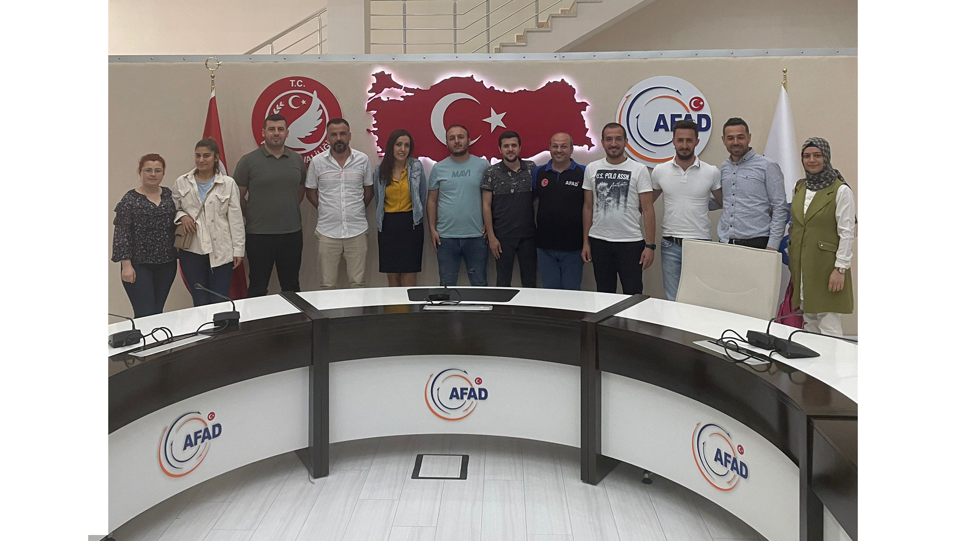 Personellerimiz Afet Yönetim ve Karar Destek Sistemi (AYDES) eğitimine tabi tutuldu. 