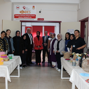 10-16 Mayıs Engelliler Haftası ve Anneler Gününe Özel Program Düzenlendi - fotoğraf 2