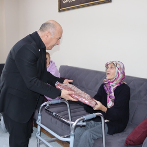 ENGELSİZ YAŞAM BAKIM REHABİLİTASYON MERKEZİNDE KALAN ENGELLİLERİMİZE ZİYARET - fotoğraf 3