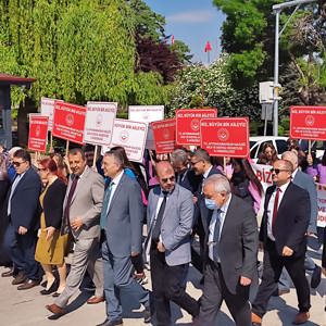 15-21 Mayıs Aile Haftası dolayısıyla "Biz Büyük Bir Aileyiz" yürüyüşü gerçekleştirildi. - fotoğraf 3