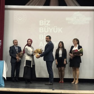 15-21 Mayıs Aile Haftası dolayısıyla "Biz Büyük Bir Aileyiz" yürüyüşü gerçekleştirildi. - fotoğraf 12