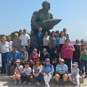 Aziz Şehitlerimizin Kıymetli Aileleri İle Çanakkale Gezisi Gerçekleştirildi. - fotoğraf 3