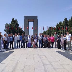 Aziz Şehitlerimizin Kıymetli Aileleri İle Çanakkale Gezisi Gerçekleştirildi. - fotoğraf 4