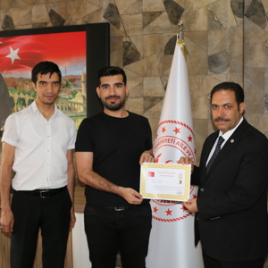 Çalışkan Personellerimize Başarı Belgesi Takdim Ettik . - fotoğraf 2