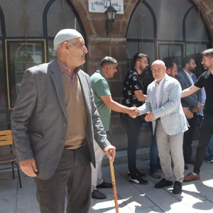 İL MÜDÜRÜMÜZ ŞEHİT BABASININ CENAZESİNE KATILDI - fotoğraf 6