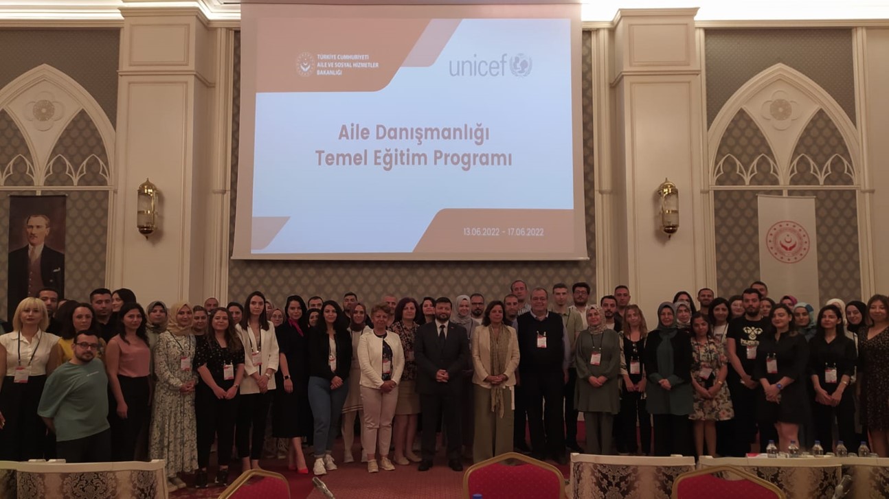 Aile Danışmanlığı Temel Eğitim Programı Tamamlandı